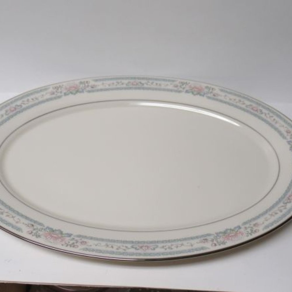 Lenox China CHARLESTON 16 Inch Oval Serving or Meat Platter, Made In U.S.A.